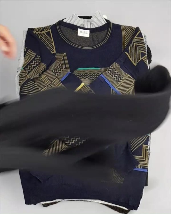 Фотография  374 - Джемпер муж+жен экстра#15 кг , Лот№2612 оптом в Орле и Орловской области