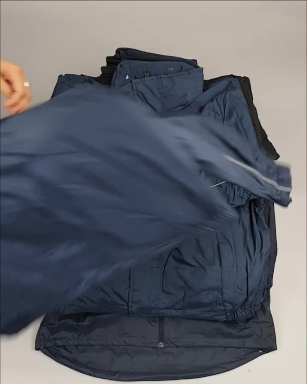 Фотография  165 - Куртки СПОРТ СТОК дети#10 кг , Лот№ 2641 оптом в Орле и Орловской области