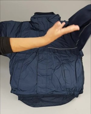 Фотография  835 - Куртки СПОРТ СТОК дети#10 кг , Лот№ 2642 оптом в Орле и Орловской области