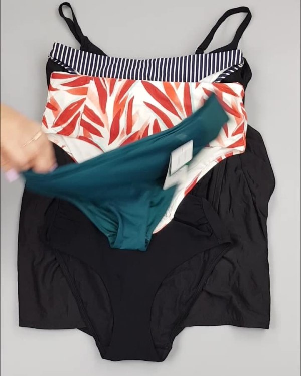 Фотография  359 - Купальники Chantelle#30 шт, ЛОТ №4410 оптом в Орле и Орловской области