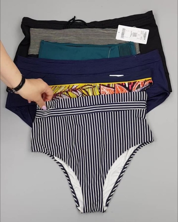 Фотография  469 - Купальники Chantelle#23 шт, ЛОТ №4412 оптом в Орле и Орловской области