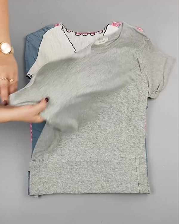 Фотография  713 - Футболки Корея#20 шт, ЛОТ №5068 оптом в Орле и Орловской области