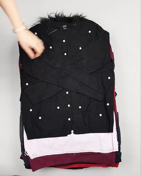 Фотография  324 - OVS Winter м/ж mix#15 кг, ЛОТ №5412 оптом в Орле и Орловской области