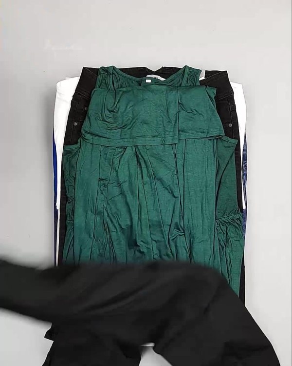 Фотография  960 - Англия СТОК лето#15 кг, ЛОТ №6005 оптом в Орле и Орловской области