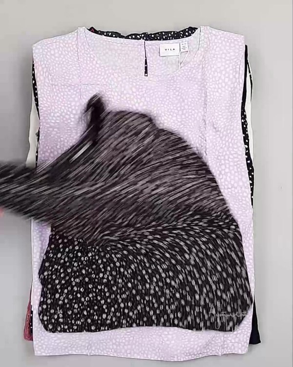 Фотография  384 - Блузки Bestseller 44#5 кг, ЛОТ №6082 оптом в Орле и Орловской области