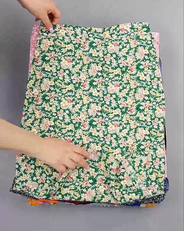 Фотография  935 - Юбки Bestseller 44#5 кг, ЛОТ №6123 оптом в Орле и Орловской области