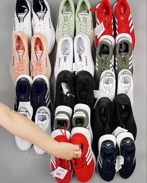 Фотография 716 - Кроссовки Adidas+Reebok#15 шт, ЛОТ №6145 оптом в Орле и Орловской области