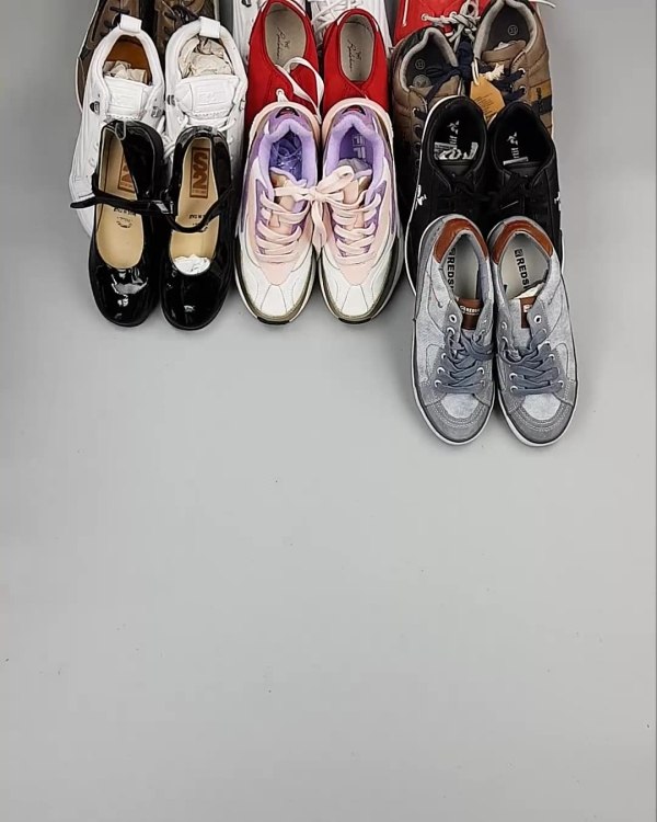 Фотография  846 - Обувь СТОК дети лето#15,7 кг, ЛОТ №6188 оптом в Орле и Орловской области