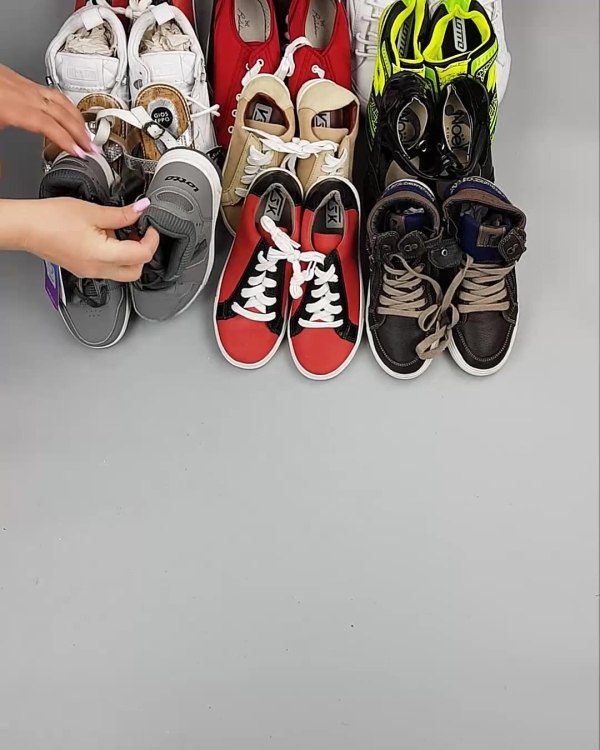 Фотография  401 - Обувь СТОК дети лето#15,7 кг, ЛОТ №6189 оптом в Орле и Орловской области