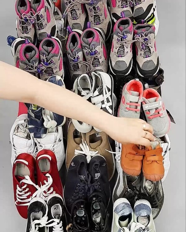 Фотография  908 - Обувь СТОК дети лето#15,7 кг, ЛОТ №6189 оптом в Орле и Орловской области