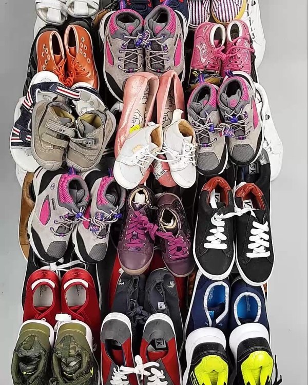 Фотография  151 - Обувь СТОК дети лето#15,4 кг, ЛОТ №6192 оптом в Орле и Орловской области