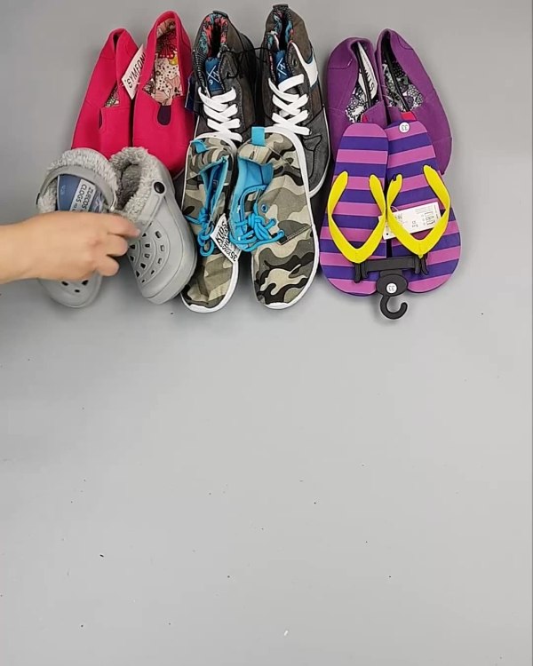 Фотография  103 - Обувь детская СТОК Summer#6,3 кг, ЛОТ №6198 оптом в Орле и Орловской области