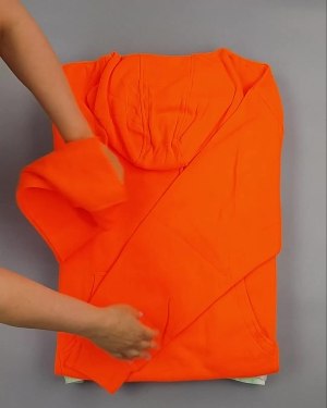 Фотография  225 - Толстовки СТОК CAN 0424#10 кг, ЛОТ СТ-10140 оптом в Орле и Орловской области