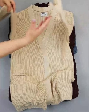 Фотография  976 - Кардиганы СТОК CAN#10 кг, ЛОТ №6474 оптом в Орле и Орловской области