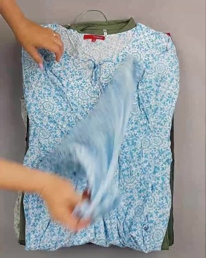 Фотография  365 - Платья Bestseller 44#5 кг, ЛОТ №6537 оптом в Орле и Орловской области