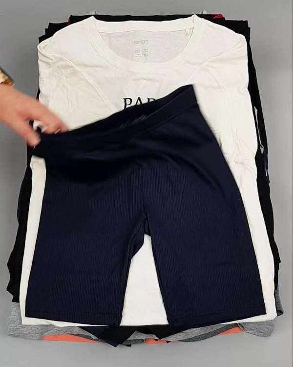 Фотография  989 - SPORT LIDL м/ж 074#7 кг, ЛОТ №6665 оптом в Орле и Орловской области