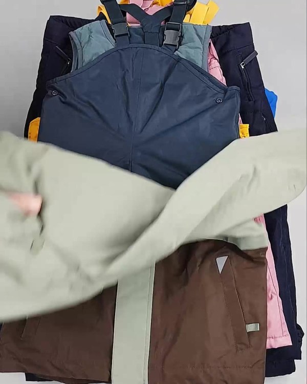 Фотография  629 - Верхняя одежда TCM kids 074#7 кг, ЛОТ №6678 оптом в Орле и Орловской области