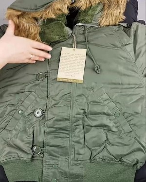 Фотография 951 - Верхняя одежда Англия СТОК #10 кг, ЛОТ №6727 оптом в Орле и Орловской области