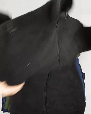 Фотография  959 - Верхняя одежда Дания#10,1 кг ЛОТ №6909 оптом в Орле и Орловской области