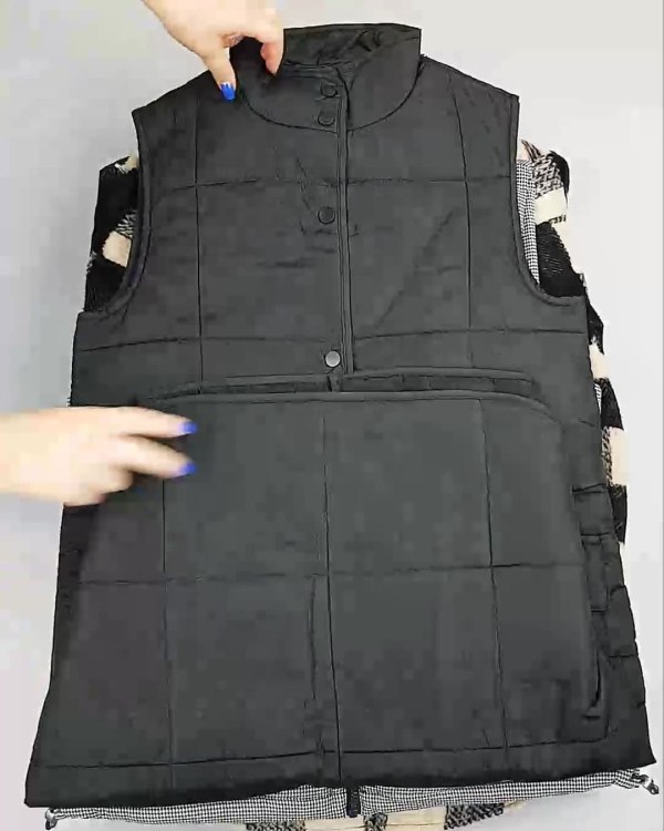 Фотография  814 - Верхняя одежда Дания#10,2 кг ЛОТ №6911 оптом в Орле и Орловской области