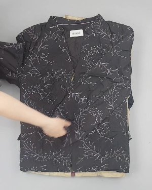 Фотография  577 - А 92602 Ветровки женские (Light Zipper jackets)#25 кг оптом в Орле и Орловской области