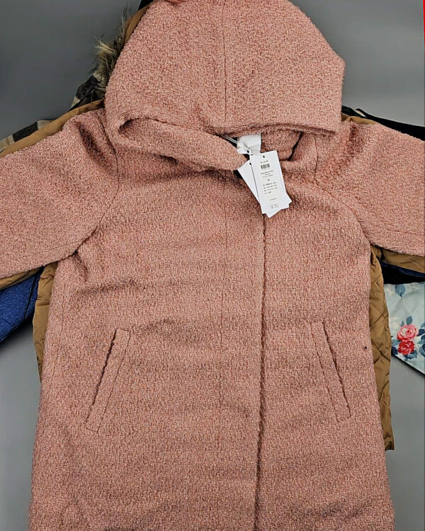 Фотография  174 - Верхняя одежда VILA#10,2 кг, ЛОТ №6826 оптом в Орле и Орловской области