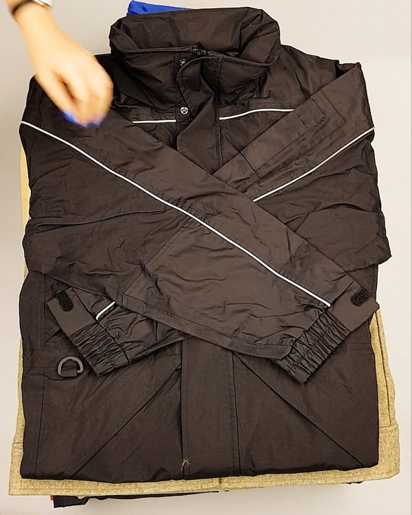 Фотография  334 - Ветровки CAN 084#10 кг, ЛОТ №6939 оптом в Орле и Орловской области