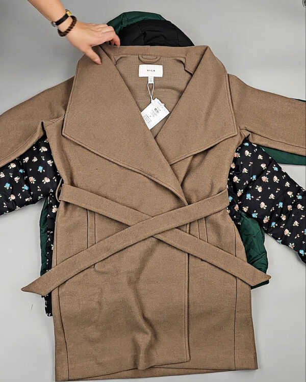 Фотография  475 - Верхняя одежда VILA#10 кг, ЛОТ №6824 оптом в Орле и Орловской области