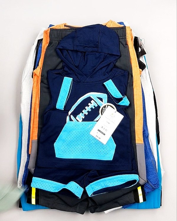 Фотография  233 - Спортивные костюмы дети CAN#6 кг оптом в Орле и Орловской области