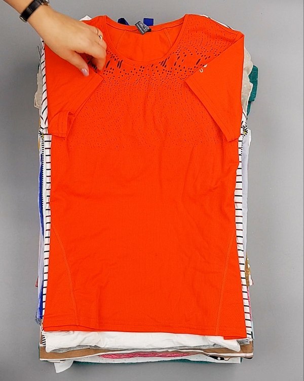 Фотография  630 - Cream Футболки поло женские#25 кг оптом в Орле и Орловской области