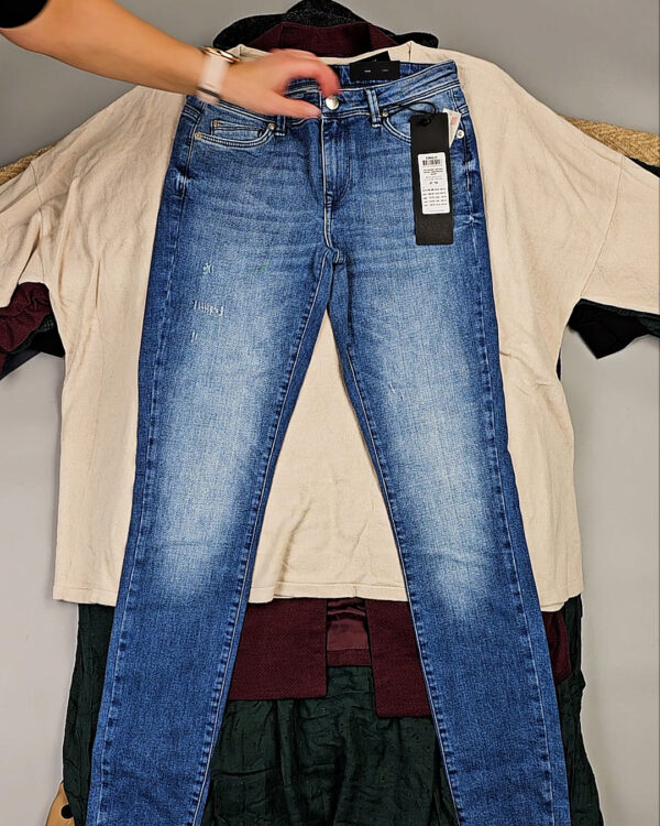 Фотография  414 - ONLY+Vero Moda Winter Mix 064#15 кг, ЛОТ СТ-10102 оптом в Орле и Орловской области