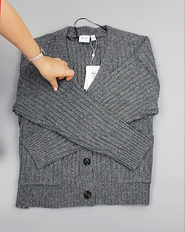 Фотография  722 - Кардиганы VILA W 104#7 кг, ЛОТ №7155 оптом в Орле и Орловской области