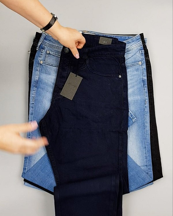 Фотография  556 - Джинсы JACK JONES 094#10 кг, ЛОТ №6978 оптом в Орле и Орловской области