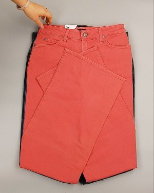 Фотография  480 - Джинсы LEE м/ж#7,9 кг, ЛОТ №7032 оптом в Орле и Орловской области