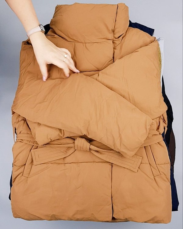 Фотография  349 - Верхняя одежда Дания#9,9 кг, ЛОТ №7057 оптом в Орле и Орловской области