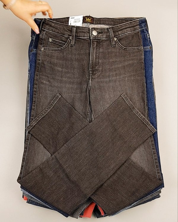 Фотография  218 - Джинсы LEE м/ж#7,9 кг, ЛОТ №7032 оптом в Орле и Орловской области