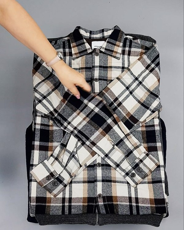 Фотография  774 - JACK JONES men mix 104#18 кг, ЛОТ №7043 оптом в Орле и Орловской области