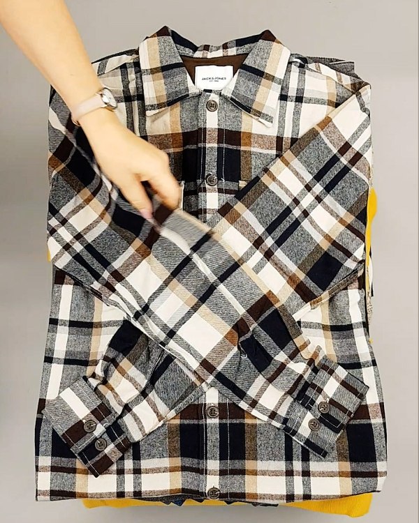 Фотография  234 - JACK JONES men mix 104#18 кг, ЛОТ №7044 оптом в Орле и Орловской области