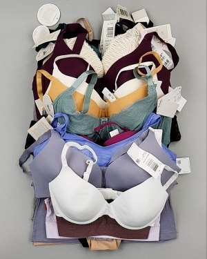 Купить Нижнее белье TRIUMPH 104#33 шт, ЛОТ №7134 оптом в Орле и Орловской области