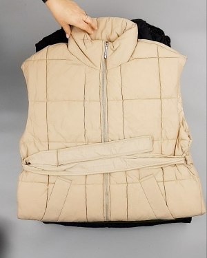 Фотография  373 - Верхняя одежда ONLY 104#10 кг, ЛОТ №7196 оптом в Орле и Орловской области