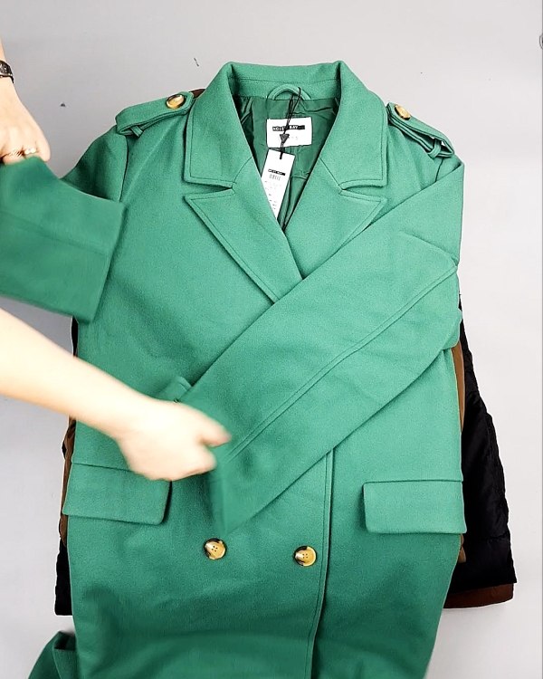 Фотография  425 - Верхняя одежда BESTSELLER Дания 104#10 кг, ЛОТ СТ-10158 оптом в Орле и Орловской области