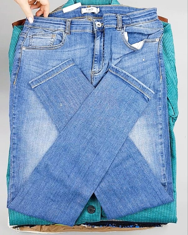 Фотография  515 - B.YOUNG Winter mix 104#15 кг, ЛОТ №7171 оптом в Орле и Орловской области