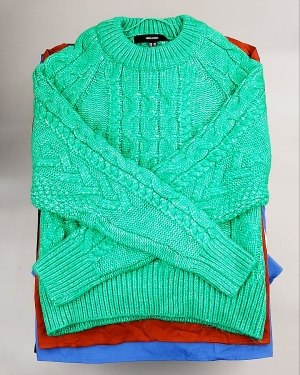 Купить Bestseller Winter mix 104#15 кг, ЛОТ №7347 оптом в Орле и Орловской области