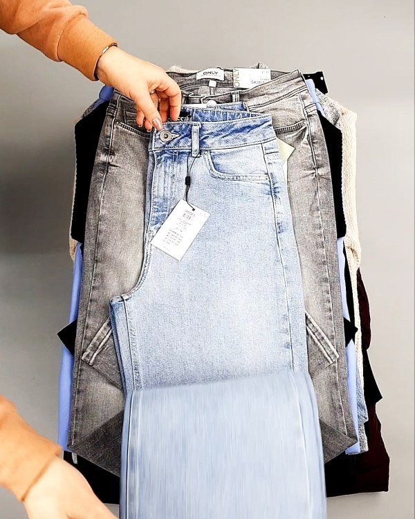 Фотография  950 - Bestseller Winter В mix 114#15 кг, ЛОТ №7375 оптом в Орле и Орловской области