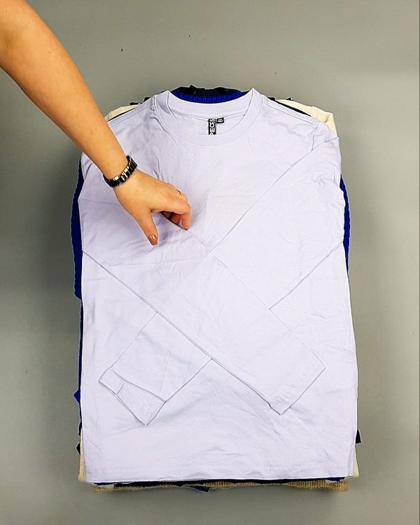 Фотография  251 - Bestseller Winter mix 104#15 кг, ЛОТ №7347 оптом в Орле и Орловской области