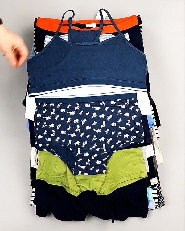 Фотография  413 - Нижнее белье TCM Kids 074#5 кг, ЛОТ №7398 оптом в Орле и Орловской области