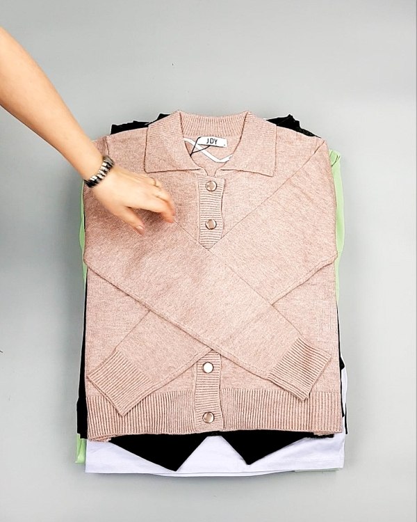 Фотография  196 - Bestseller Winter mix 104#15 кг, ЛОТ №7346 оптом в Орле и Орловской области