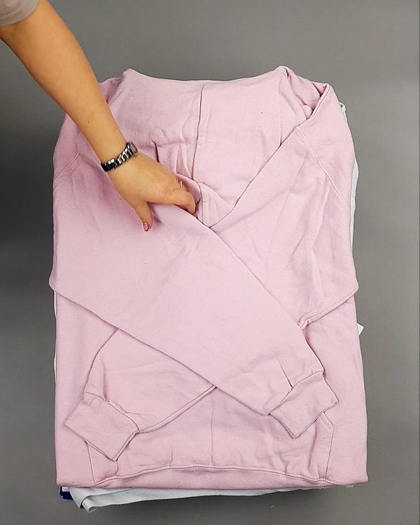 Фотография  167 - Толстовки м/ж (Sweat Tops)#20 кг, ЛОТ №7435 оптом в Орле и Орловской области