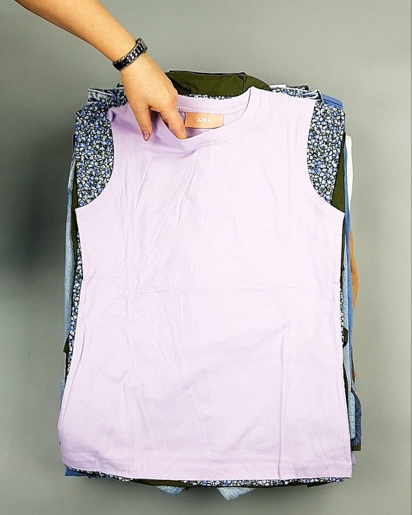 Фотография  615 - Bestseller Summer mix 104#15 кг, ЛОТ №7493 оптом в Орле и Орловской области