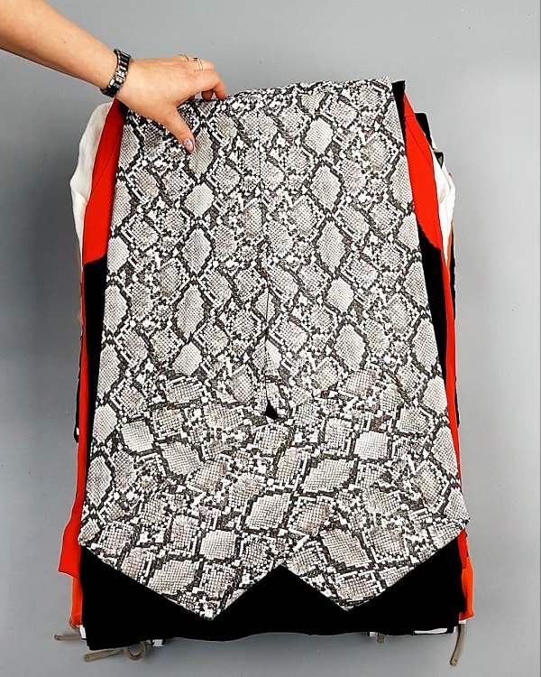 Фотография  429 - 12191 H&M mix textil 1224#25 кг, ЛОТ №7489 оптом в Орле и Орловской области